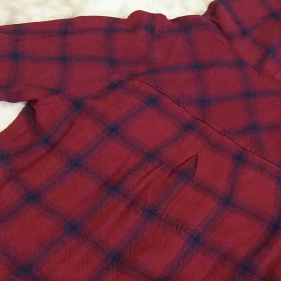 🥰SOFT🥰 Plaid Flannel w/ Hood! - Picture 6 of 8